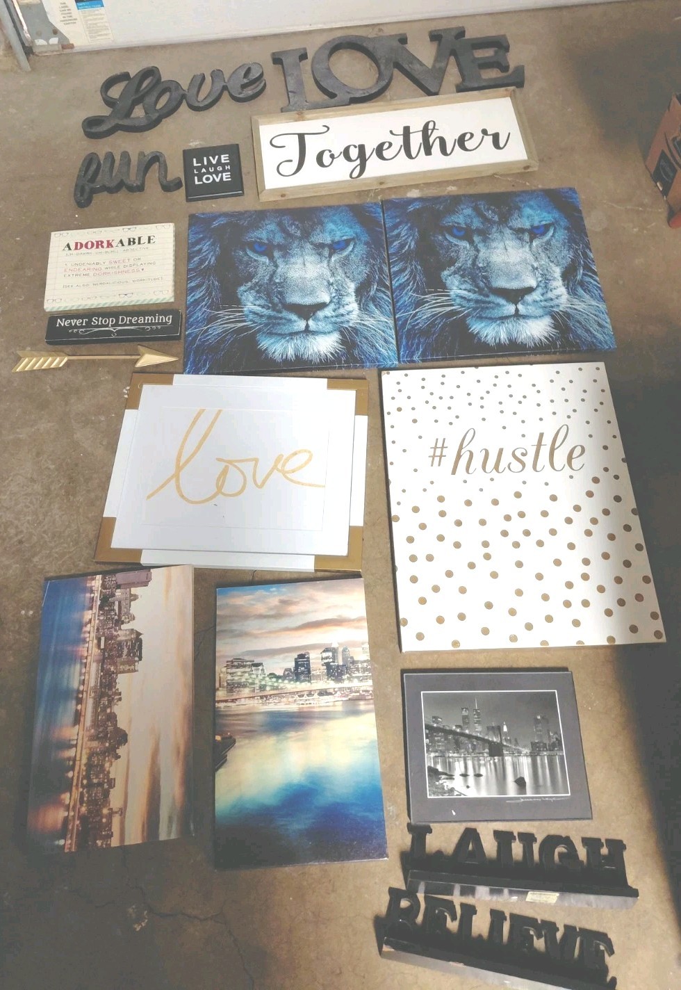 Lot Of 17 Inspirational Quotes Signs & Plaques & Frames Hanging Wall Decor