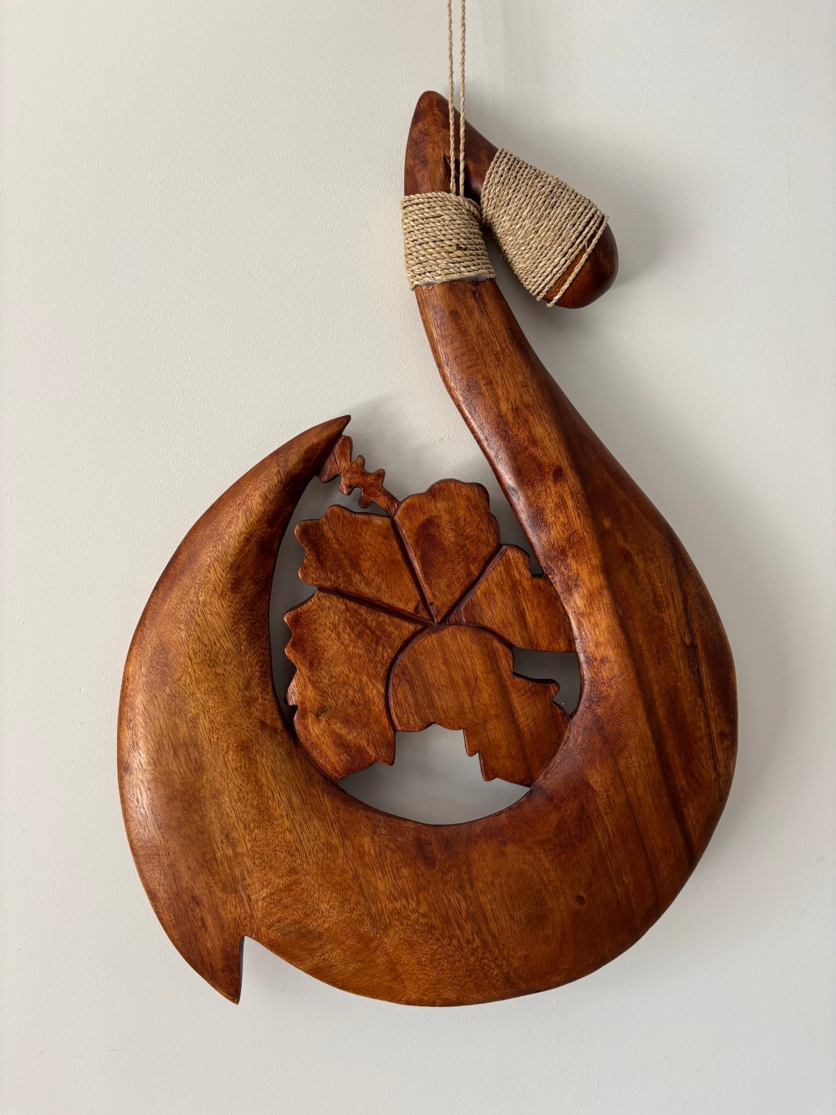 Hawaii Decor Hand Made Solid Wood 19.5″ Carved Fish Hook With Engraved Hibiscus