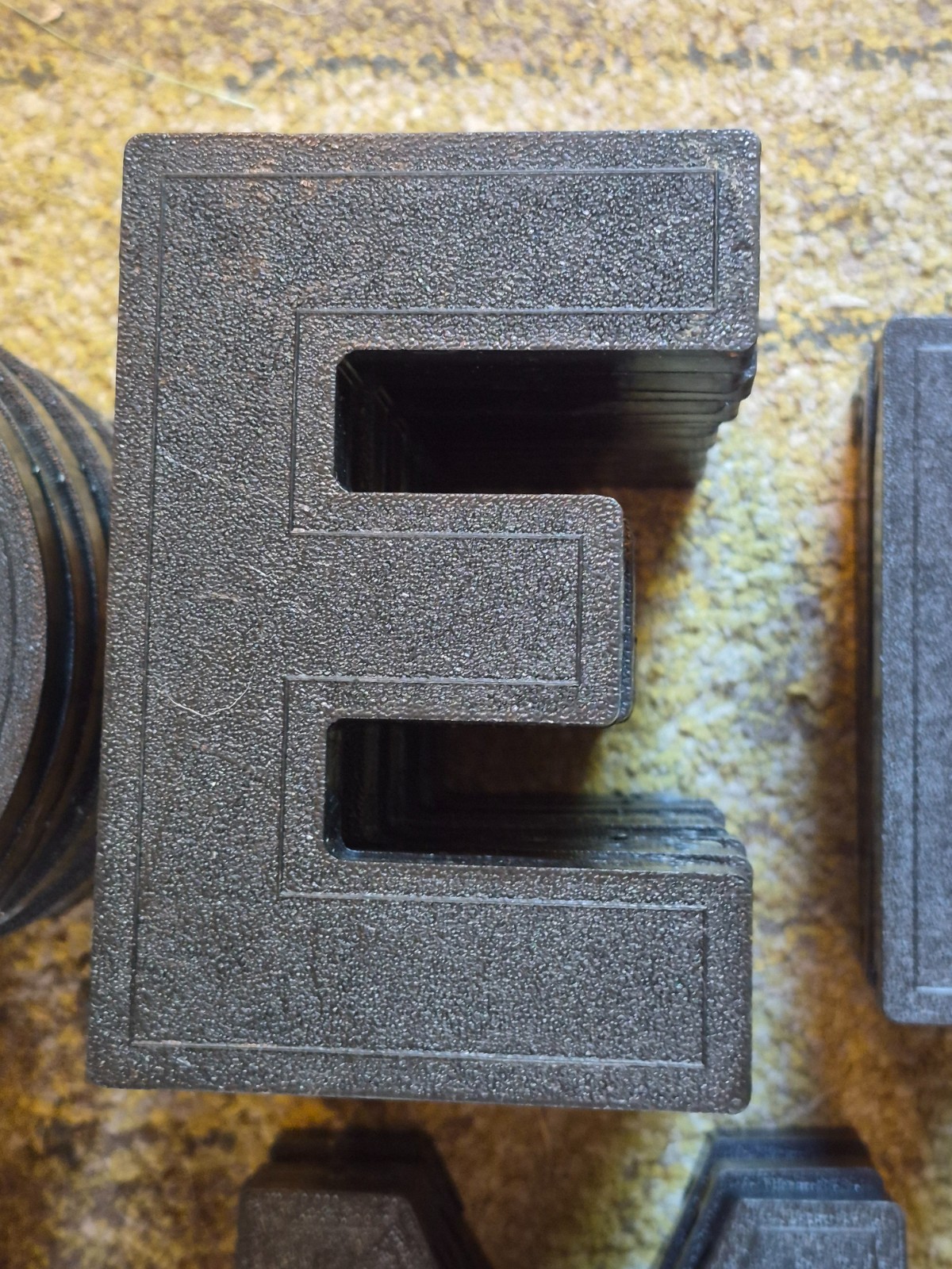 VINTAGE GEMINI WAGNER 6″ SLOTTED PLASTIC THEATER MARQUEE LETTERS PIECES 6 1/4