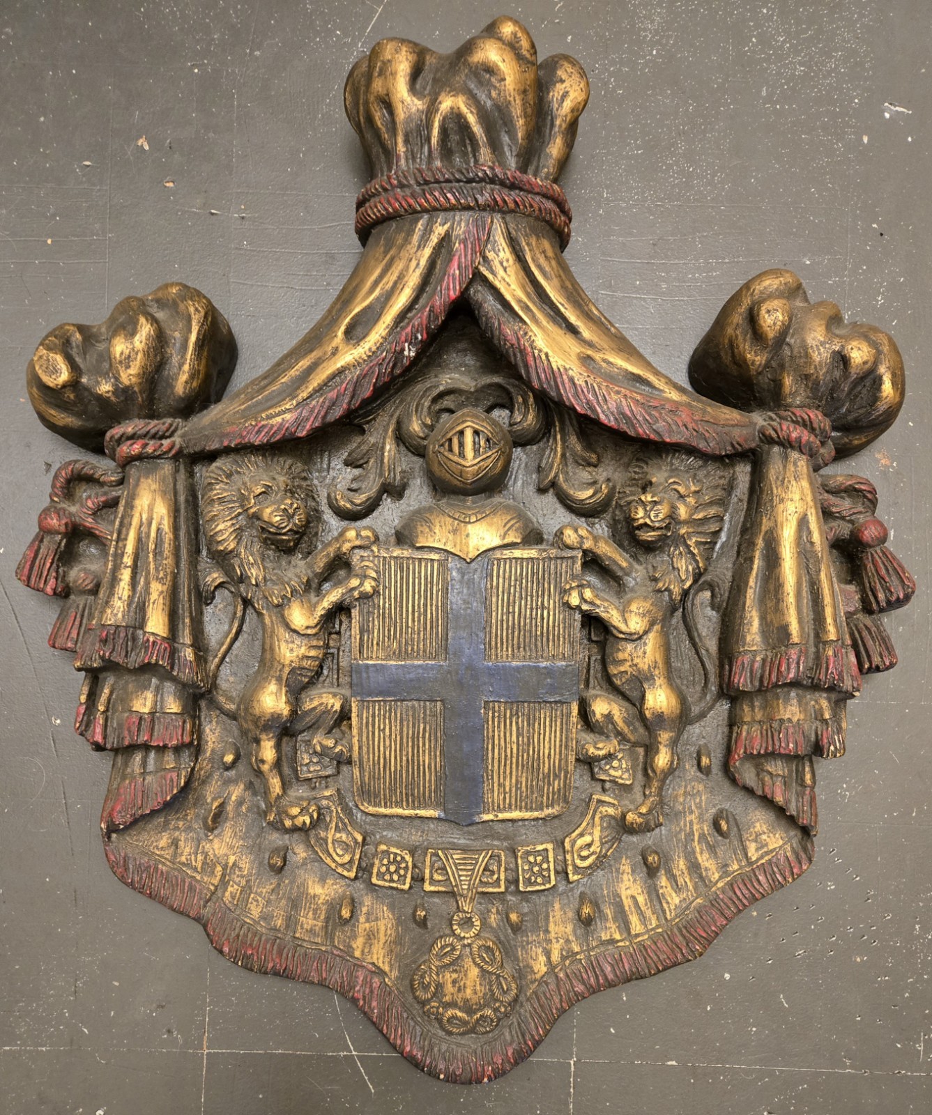 Vintage 31″ Wall Plaque S.A.R Prince Amedeo Heraldic Crest W/lions