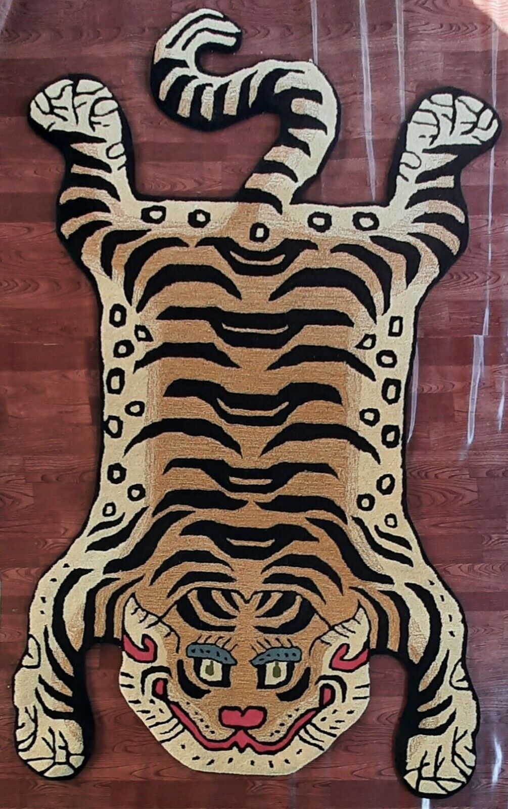 Tibetan Tiger Rugs Handmade 100% Woolen Hand Tufted For Home Decoration
