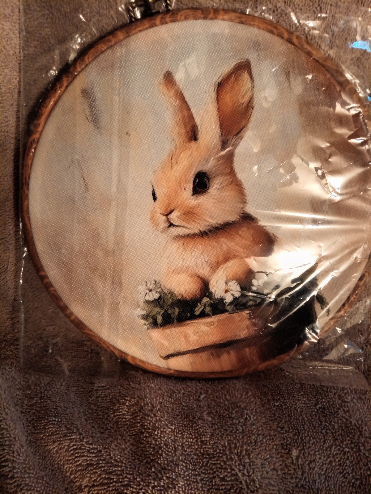 Round Wood Rabbit Wall Plaque Rustic Hanging Decor Brown White Animals
