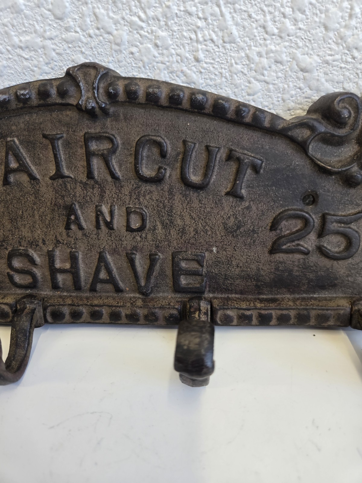 Cast Iron Hair Cut & Shave 25 Cents Barber Shop Plaque Sign Rusty Patina