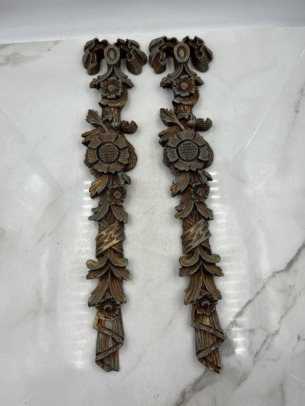 VTG Ornate Resin Wall Appliques Acanthus Floral Ribbon Rococo Green Gold French