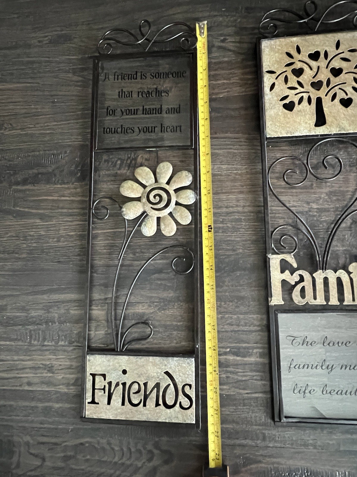 2pc Metal Wall Hanging Signs Friends & Family Vertical Rectangular 23×6 Black