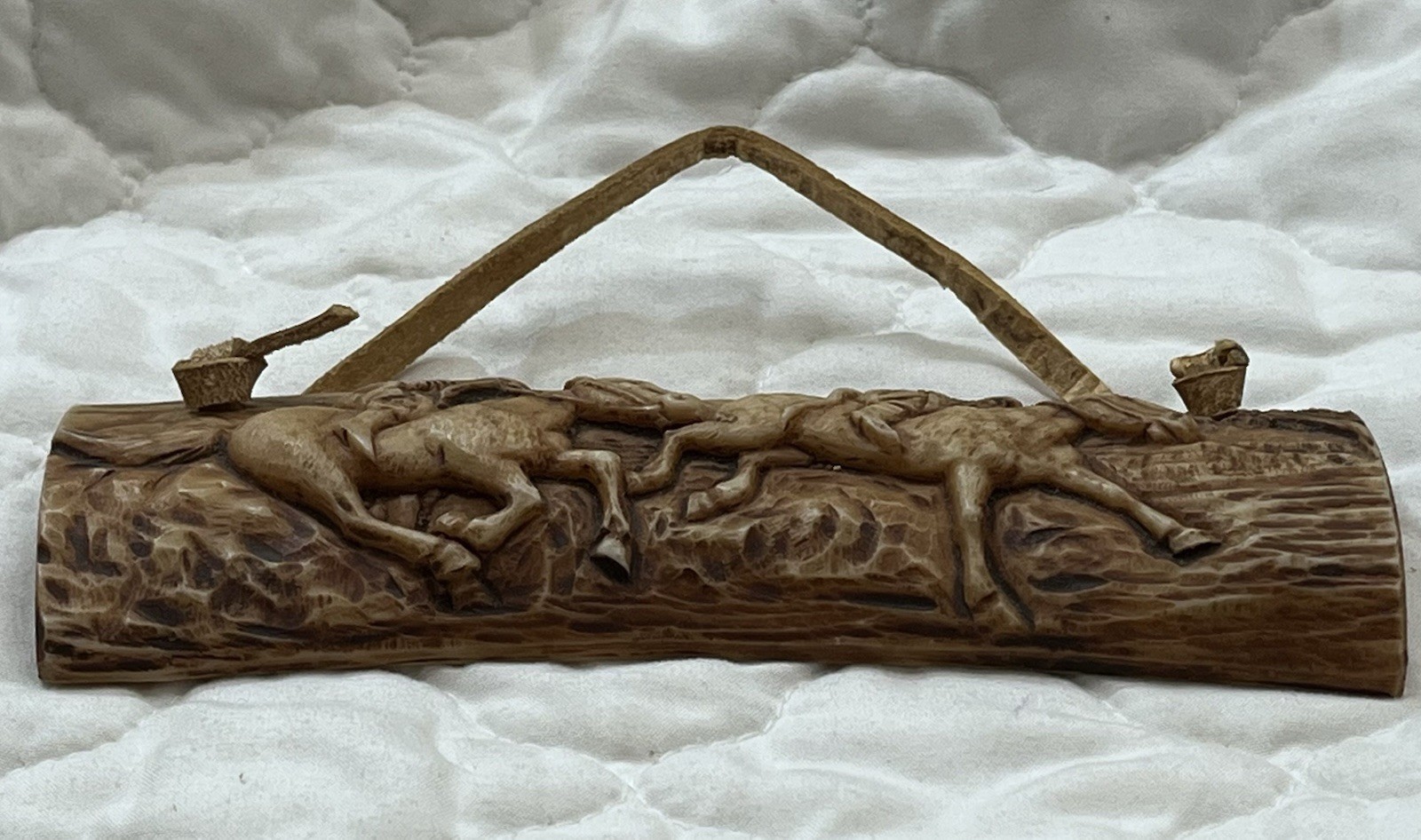 Antler Horse Racing Carved Plaque Hanging Decor, Animal Scene, Small, Matte