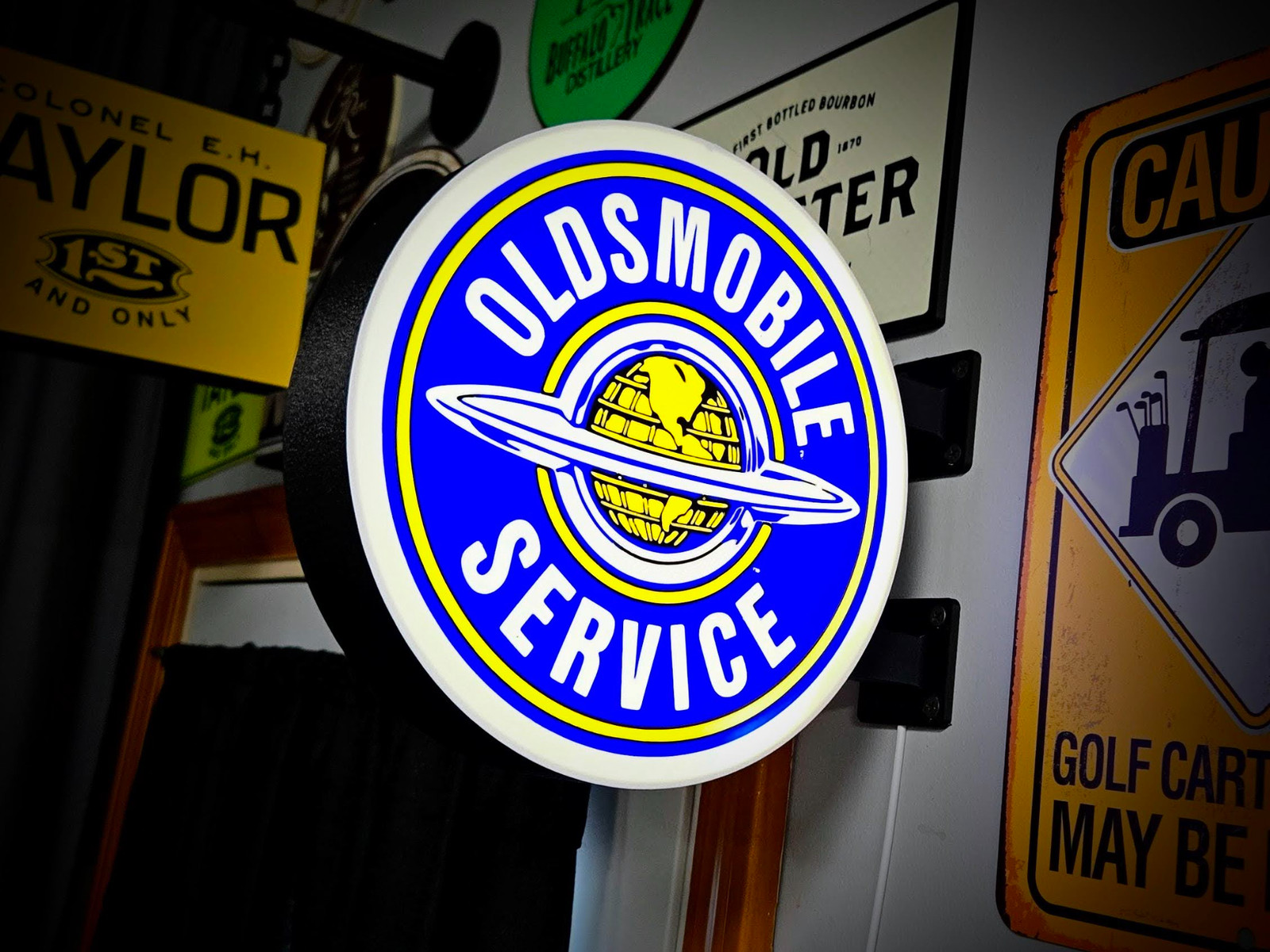 Oldsmobile LED Lightbox Sign 3D Printed Round Wall Mount Man Cave Garage Decor