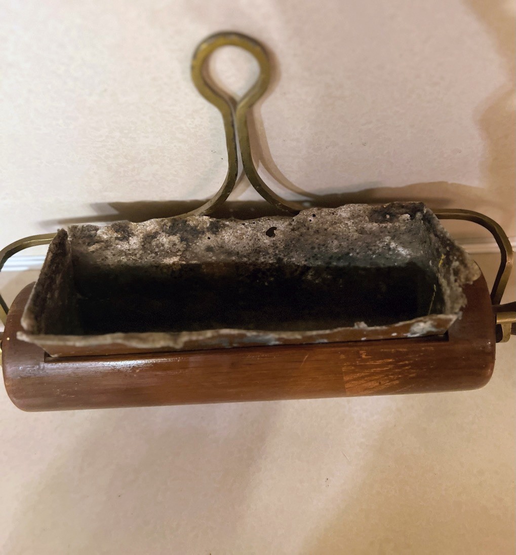 Vintage Wall-Mounted Rolling Pin Holder Wood & Brass Rustic Kitchen Decor Frmhs