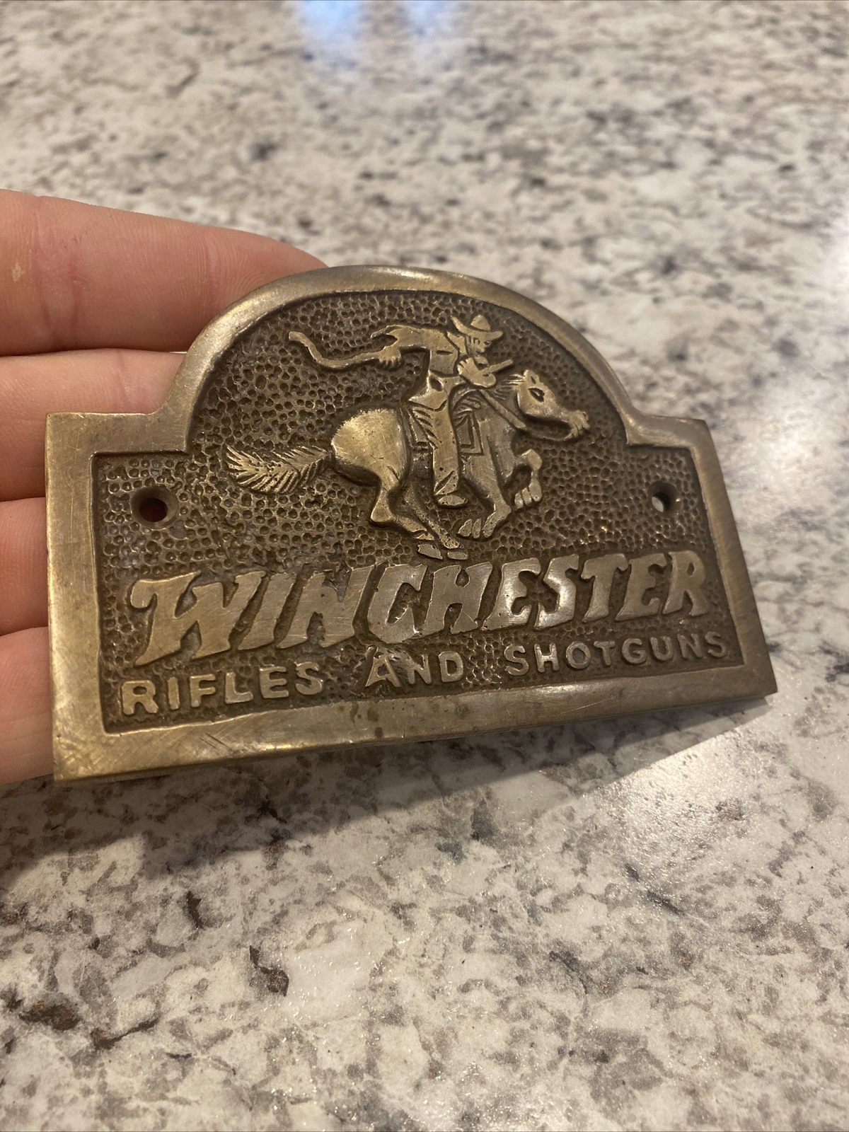 Winchester Sign Plaque Wall Mount Home Office Work Decoration Deco US Brass GIFT