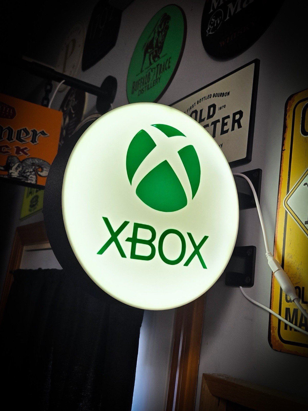 Xbox Round LED Light Box | USB Powered Gaming Sign | RGB Option