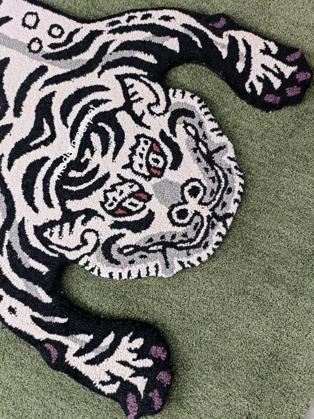 Tibetan Tiger Rugs Handmade 100% Woolen Hand Tufted For Home Decoration