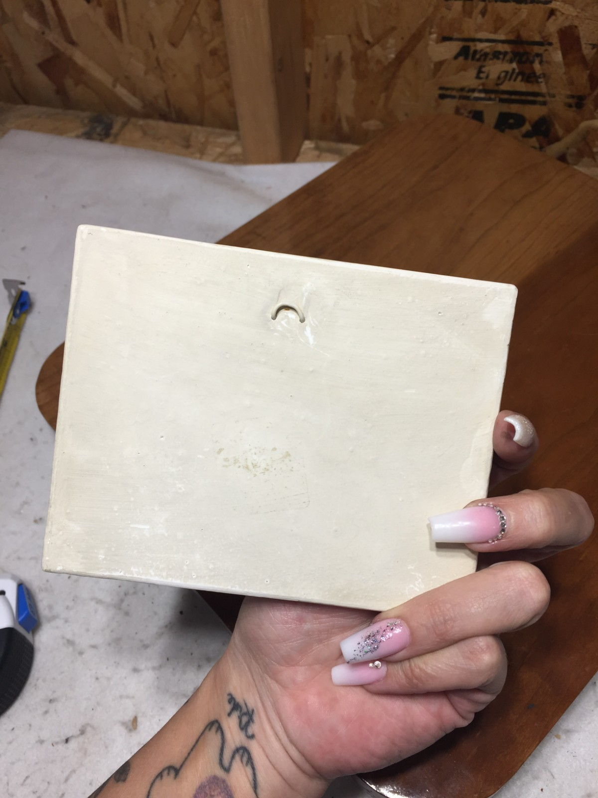 Pier1 Imports Bisque Porcelain Wall Plaque Neoclassical Sculpture Of Day 6″ 5″