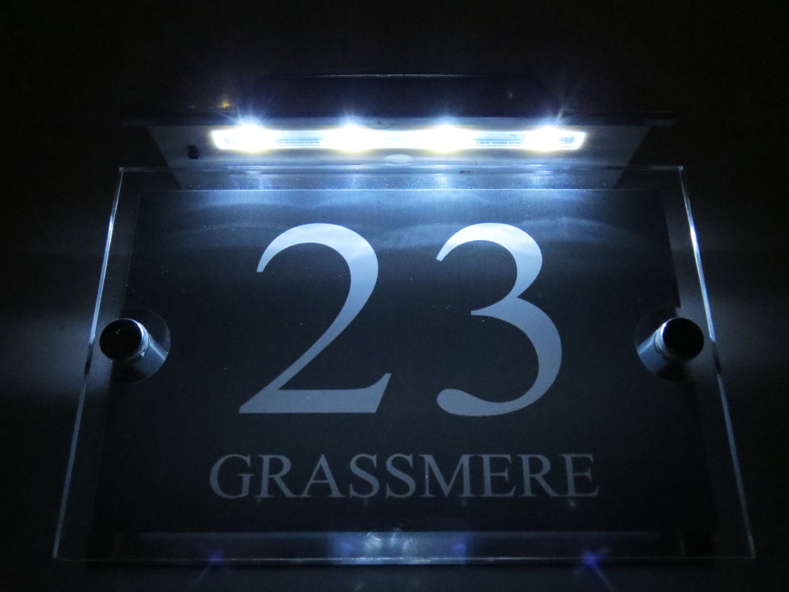 MODERN House Signs Plaques Door Numbers 1 – 9999 street Name SOLAR LIGHT LED