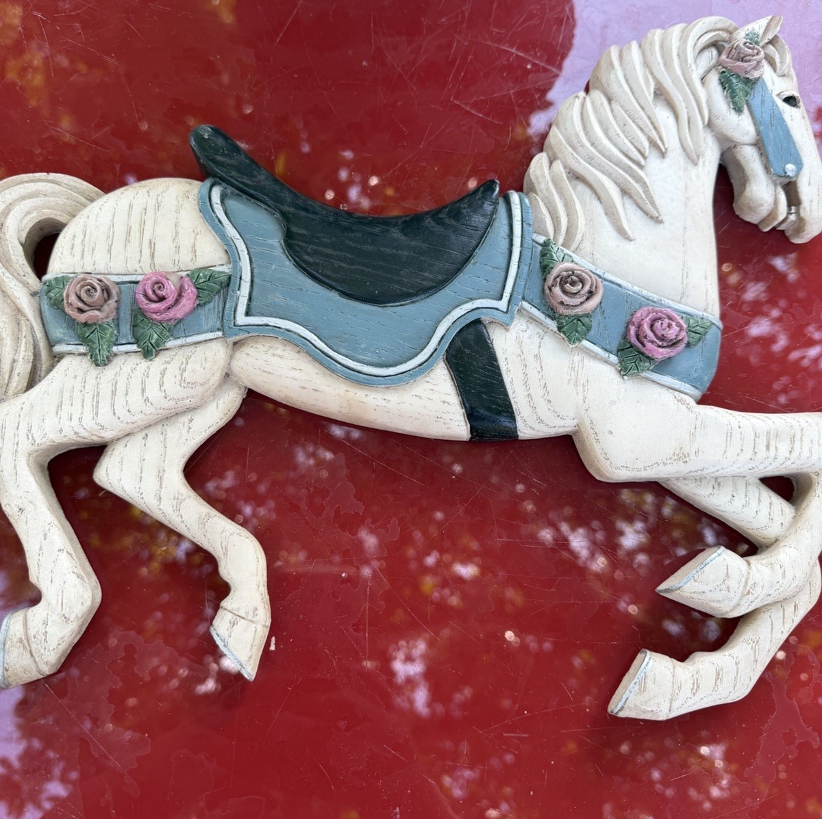Vintage Tom Banwell Designs Resin Carousel Horse Wall Hanging Floral Decor 15”
