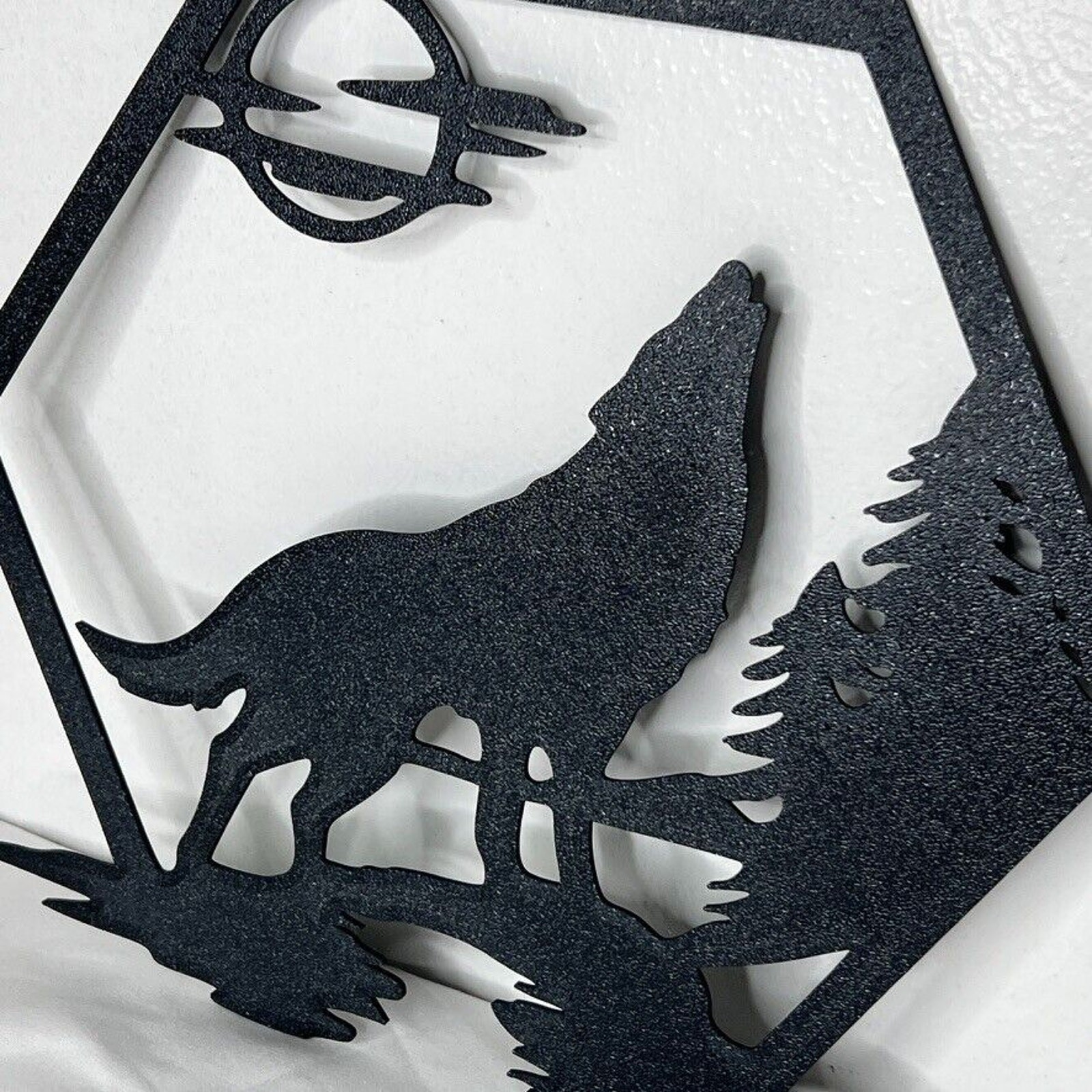 Set 4 Plastic Wall Art Decor Rustic Wildlife Hexagon Silhouettes Bear Wolf Elk
