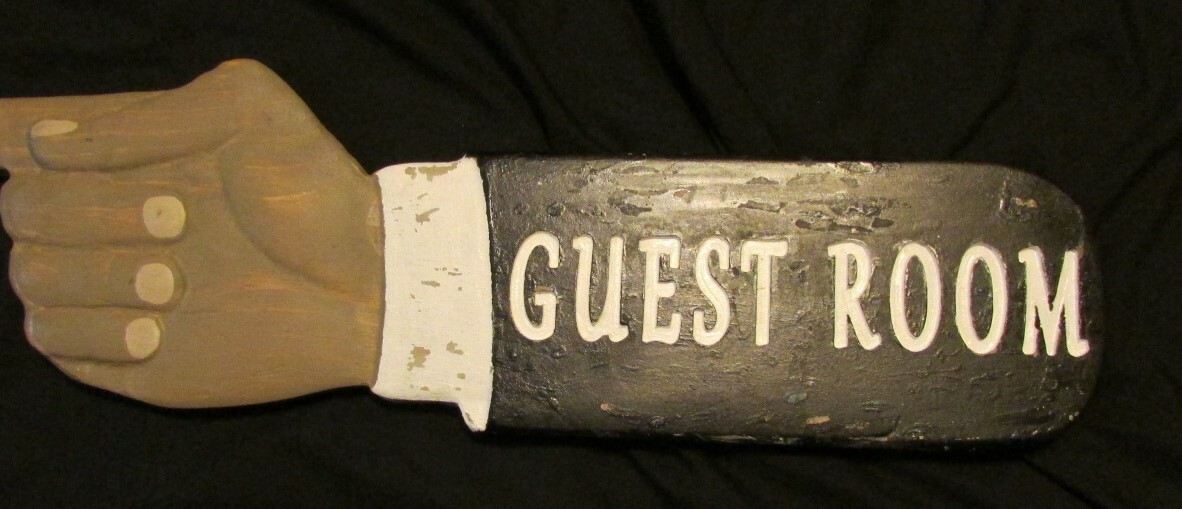 3D 23″ CARVED WOODEN SIGN POINTING FINGER CUSTOMIZED “:YOUR WORDS” PLAQUE
