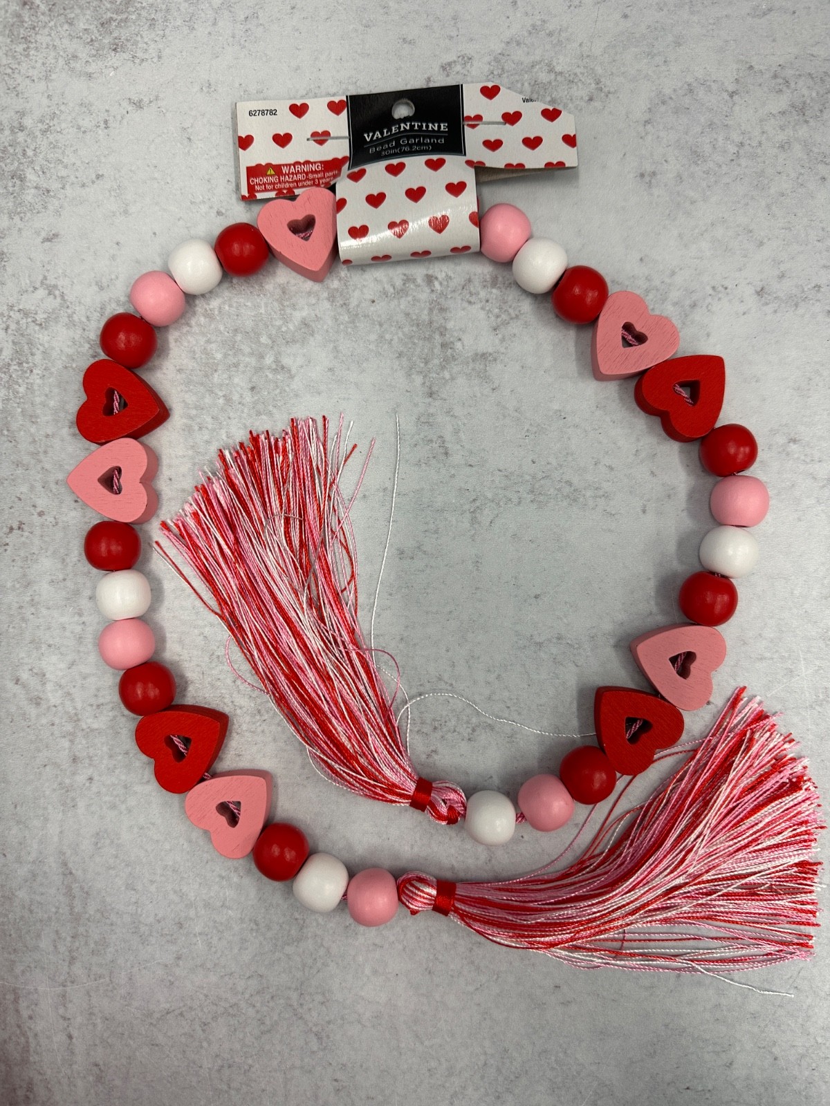 30″ Wood Heart Bead Red White Pink Garland Valentine’s Tassel Tiered Tray Decor