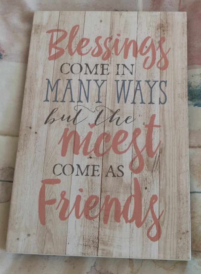 WOOD BUTCHER BLOCK PATTERN PRAISE OF FRIENDS & BLESSINGS 6″ X 9″ TABLE TOP FRAME