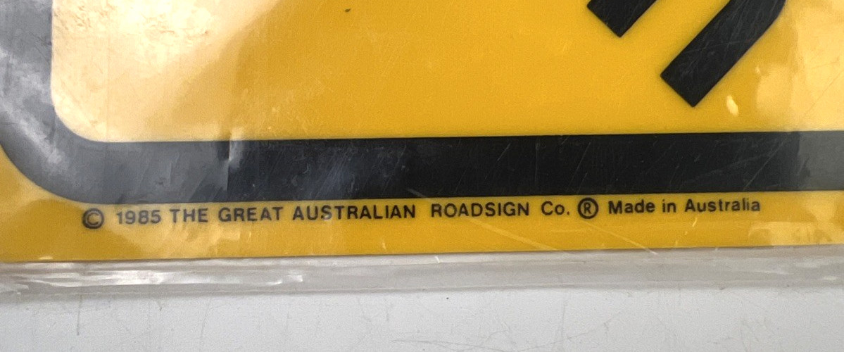 Dingoes Next 23 km – 1985 – The Great Australian Road Sign Co 14.5″ NEW in Pack