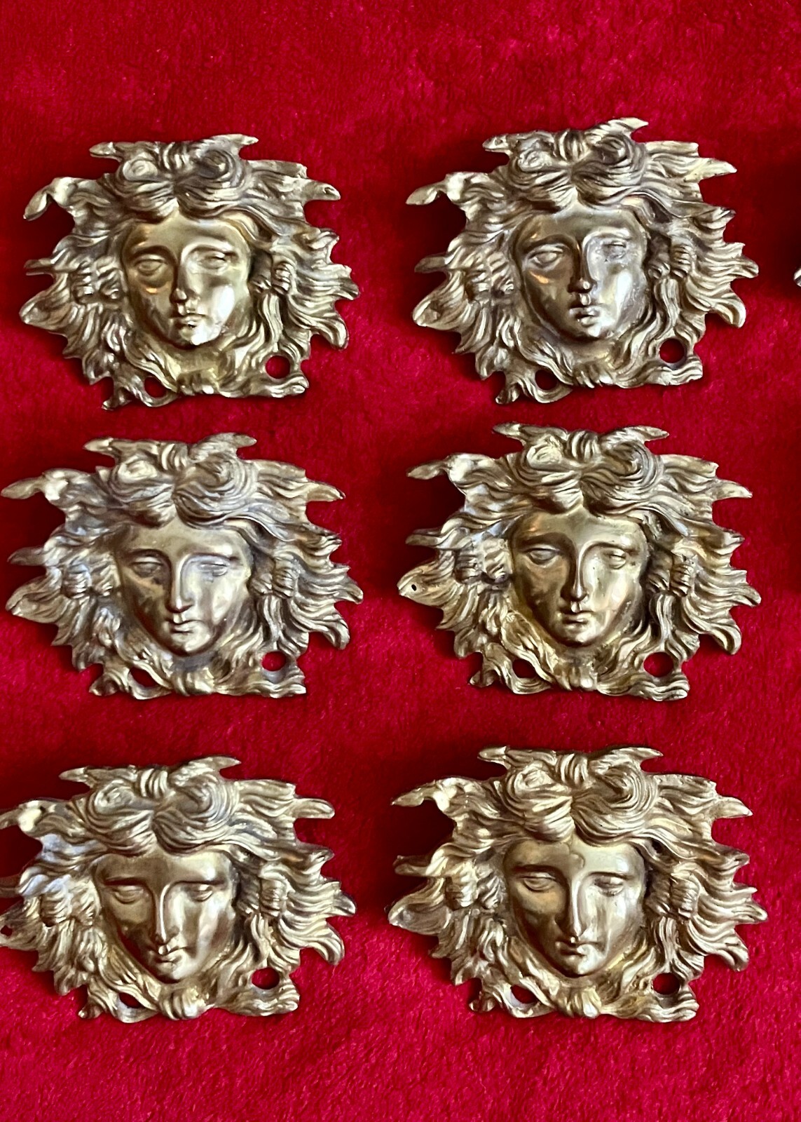 1 (one) Vintage VERSACE MEDUSA HOME DECOR WALL PLAQUE 3D SOLID BRASS GOLD AG