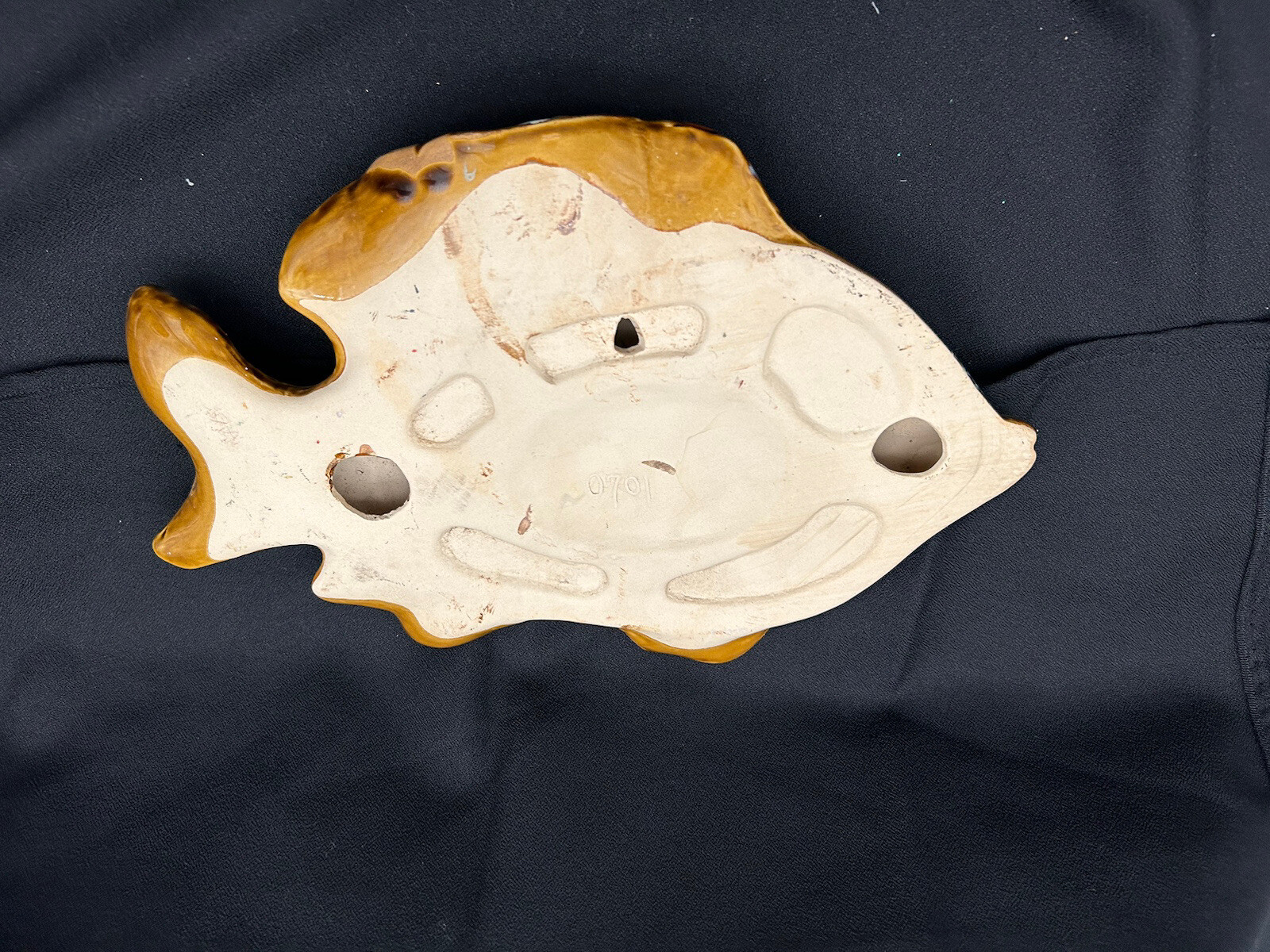 3 Lg Ceramic Fish Plaques Made In China W/BL,BK&BR glaze￼