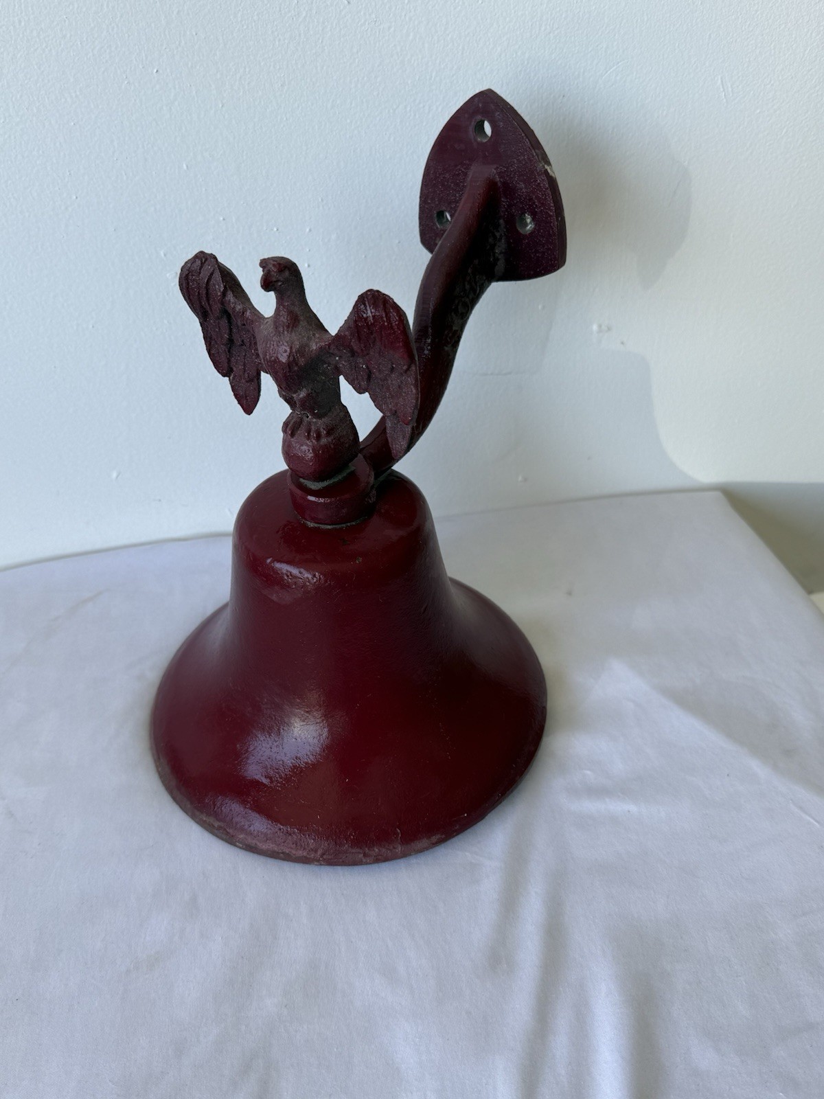 WALL MOUNTED CAST IRON EAGLE BELL RED HEAVY LOUD