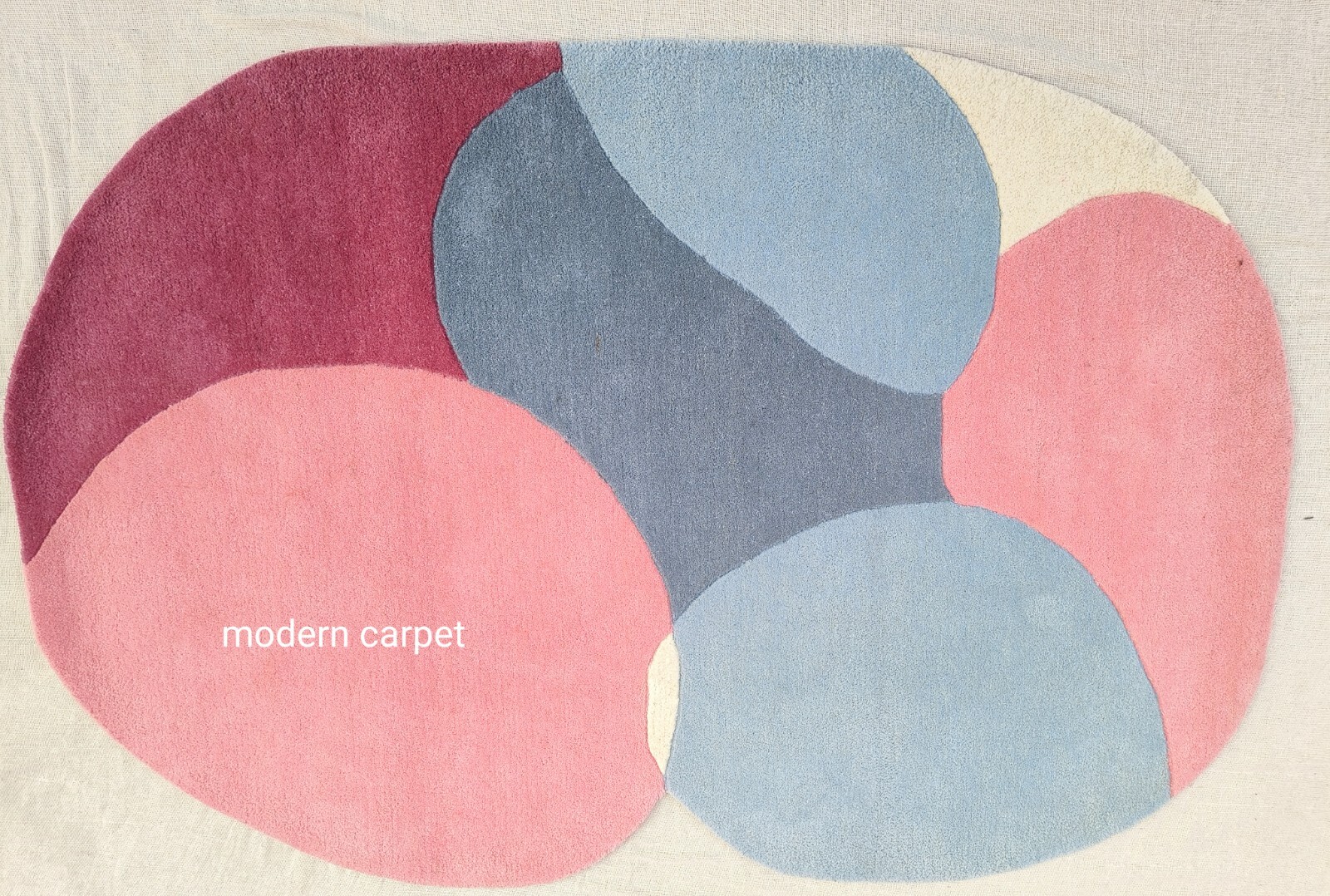 Irregular Shape Rugs 3×5 Ft Handmade 100% Woolen Hand Tufted For Home Decoration
