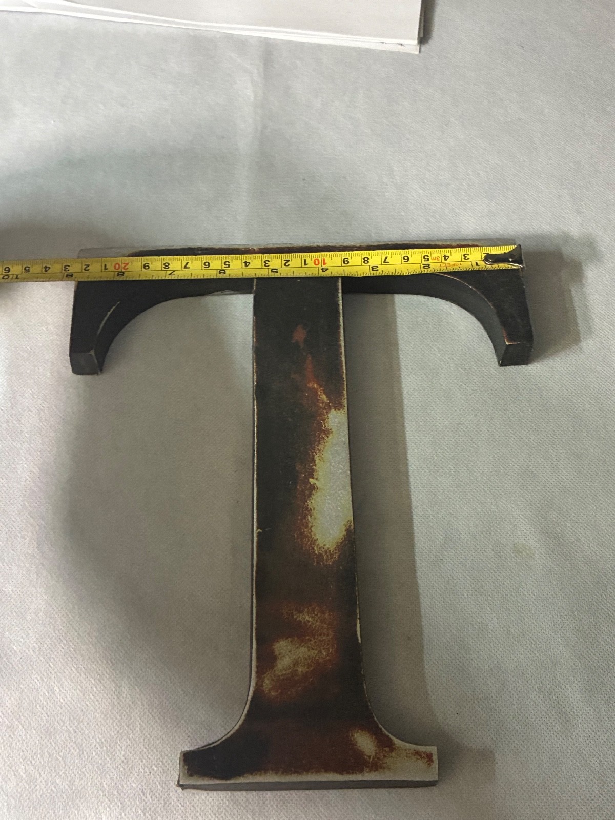 METAL LETTER ( T ) 10″ INCHES TALL