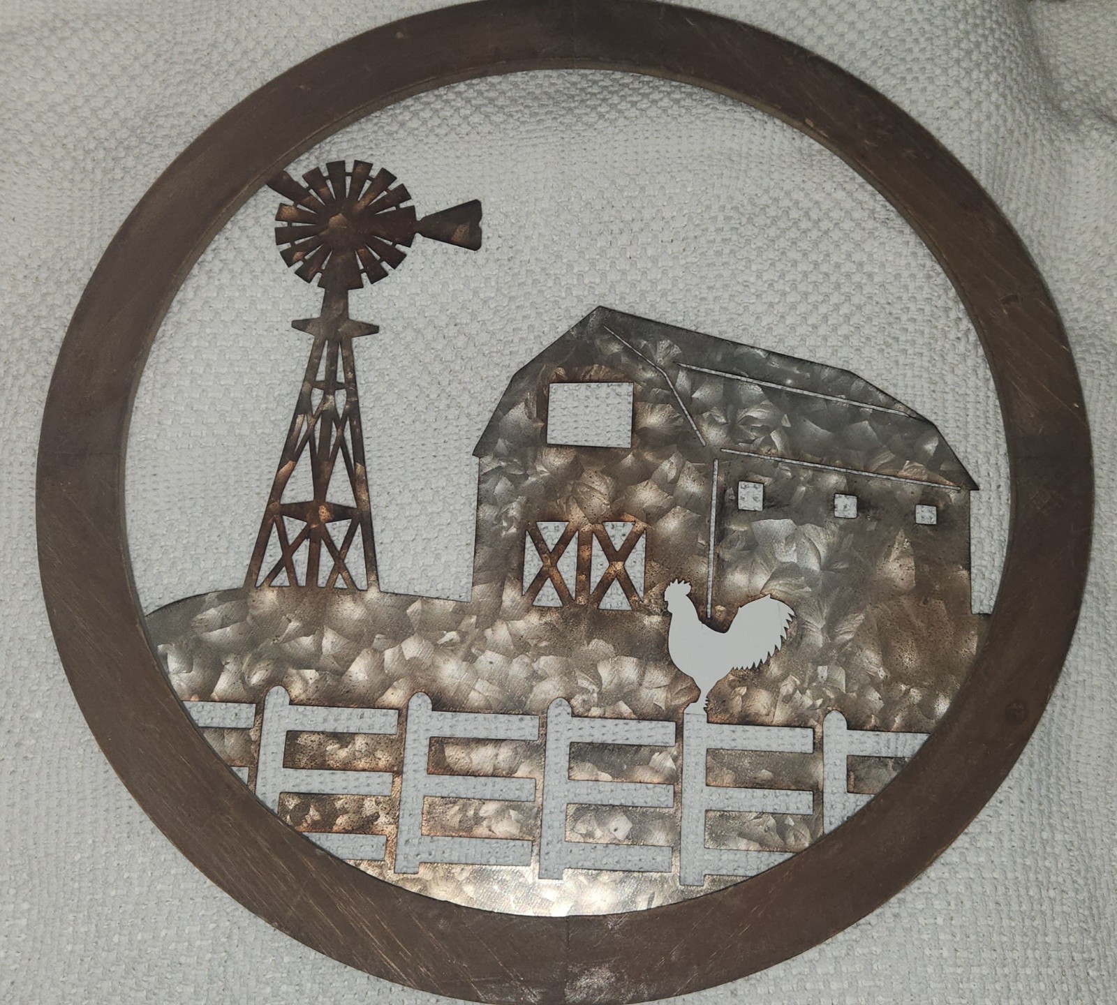 Rustic Farm Decor Weathered, Galvanized Metal Center Finish and Circular Edge