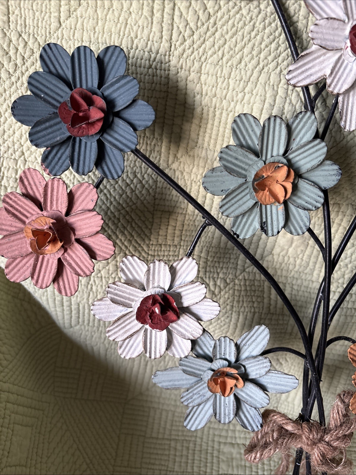 Flower Bouquet Metal Wall Decoration Farmhouse Cottage Core Rope Multicolor 22″H