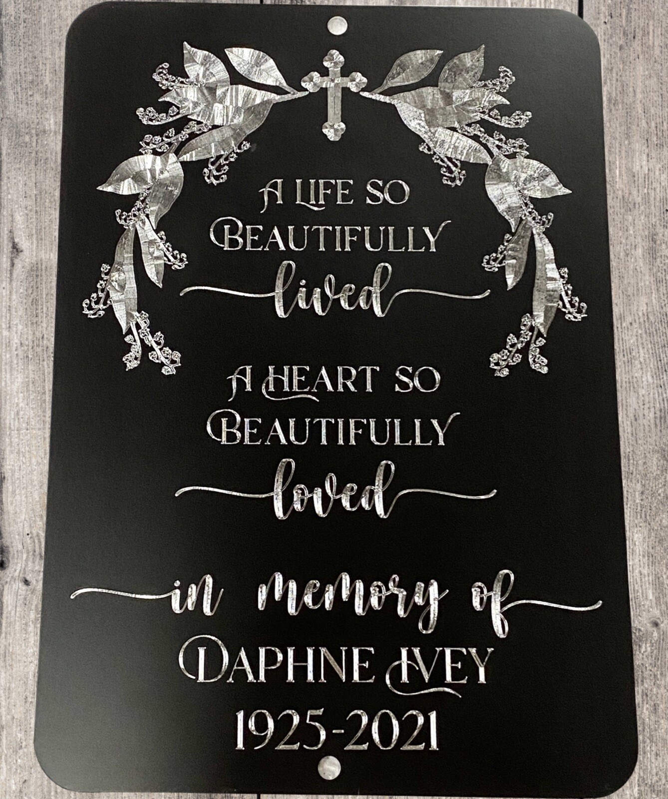 Engraved Personalized Memorial Grave Marker Metal In Memory Sign 10×7 Plaque