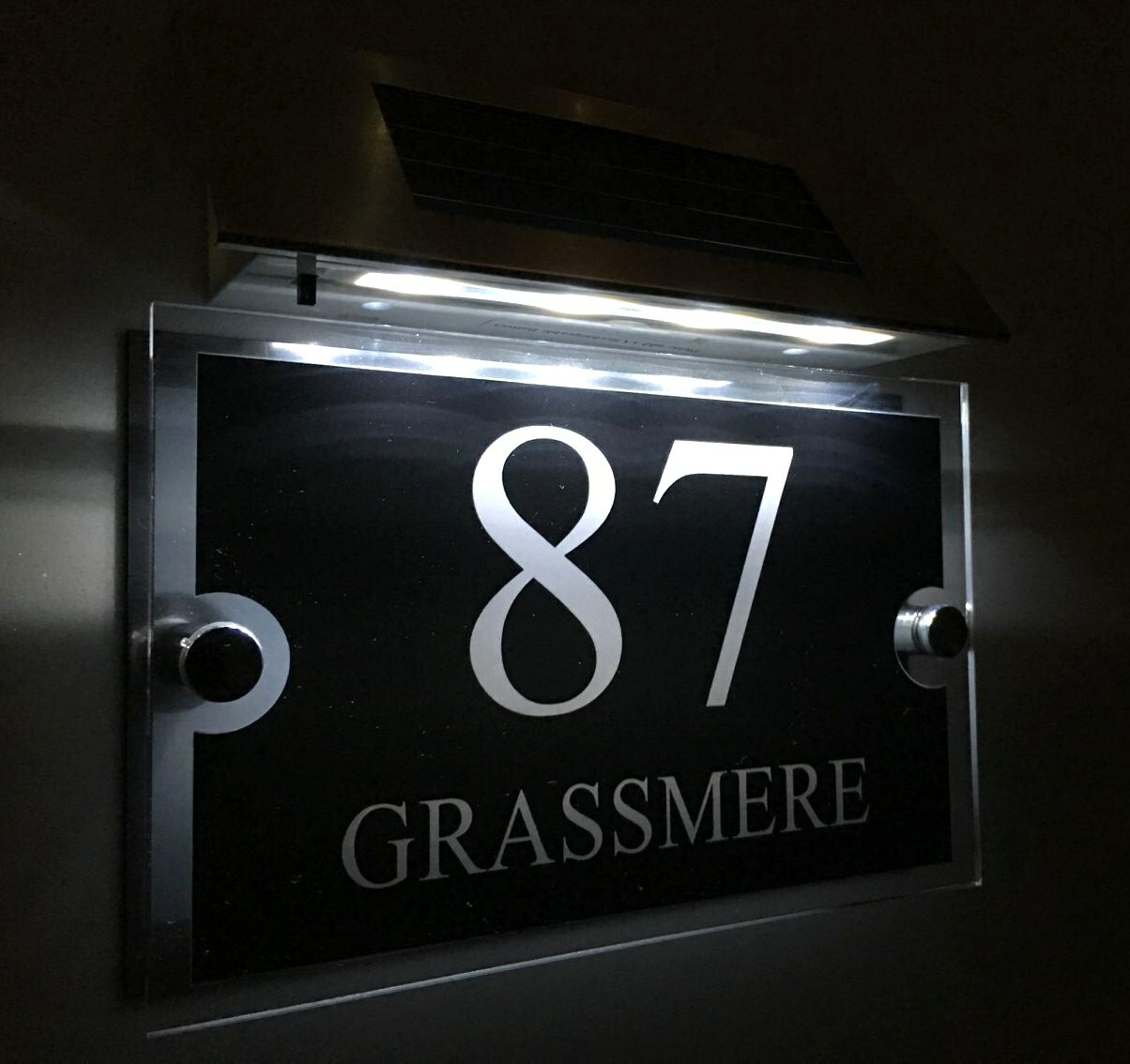 MODERN SOLAR LIGHT House Signs Plaques Door Numbers 1 – 9999 street Name LED