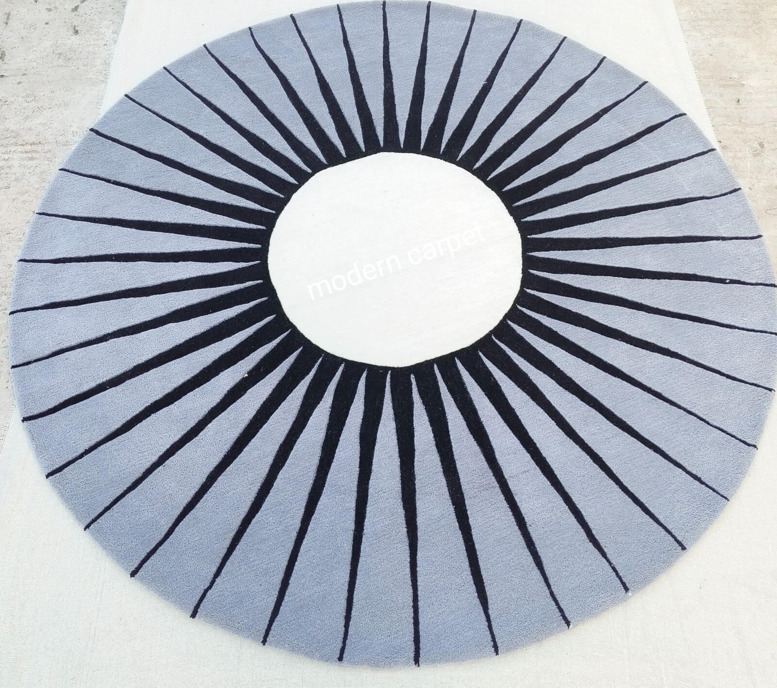 Sun Round Shape Rugs 3×3 Ft Handmade 100% Woolen Hand Tufted For Home Decoration