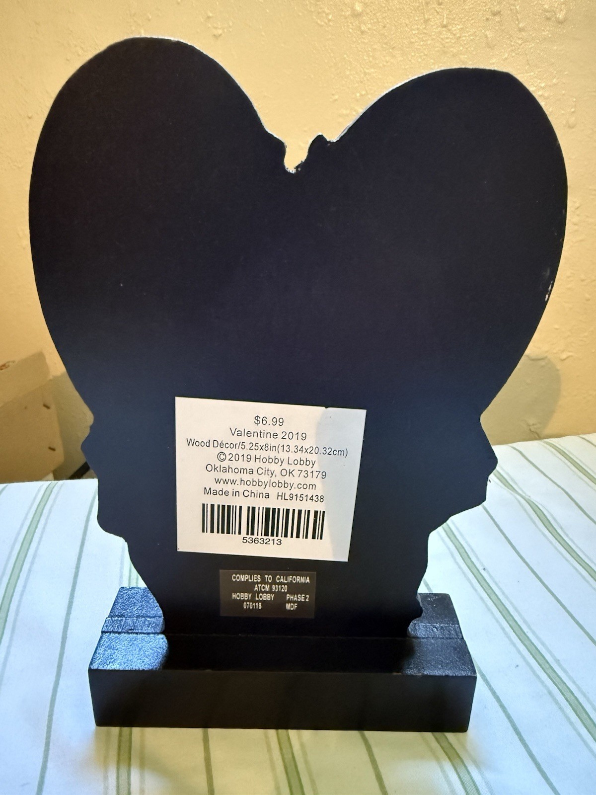 5 1/4 x 8in Wood Decor Valentine Sign