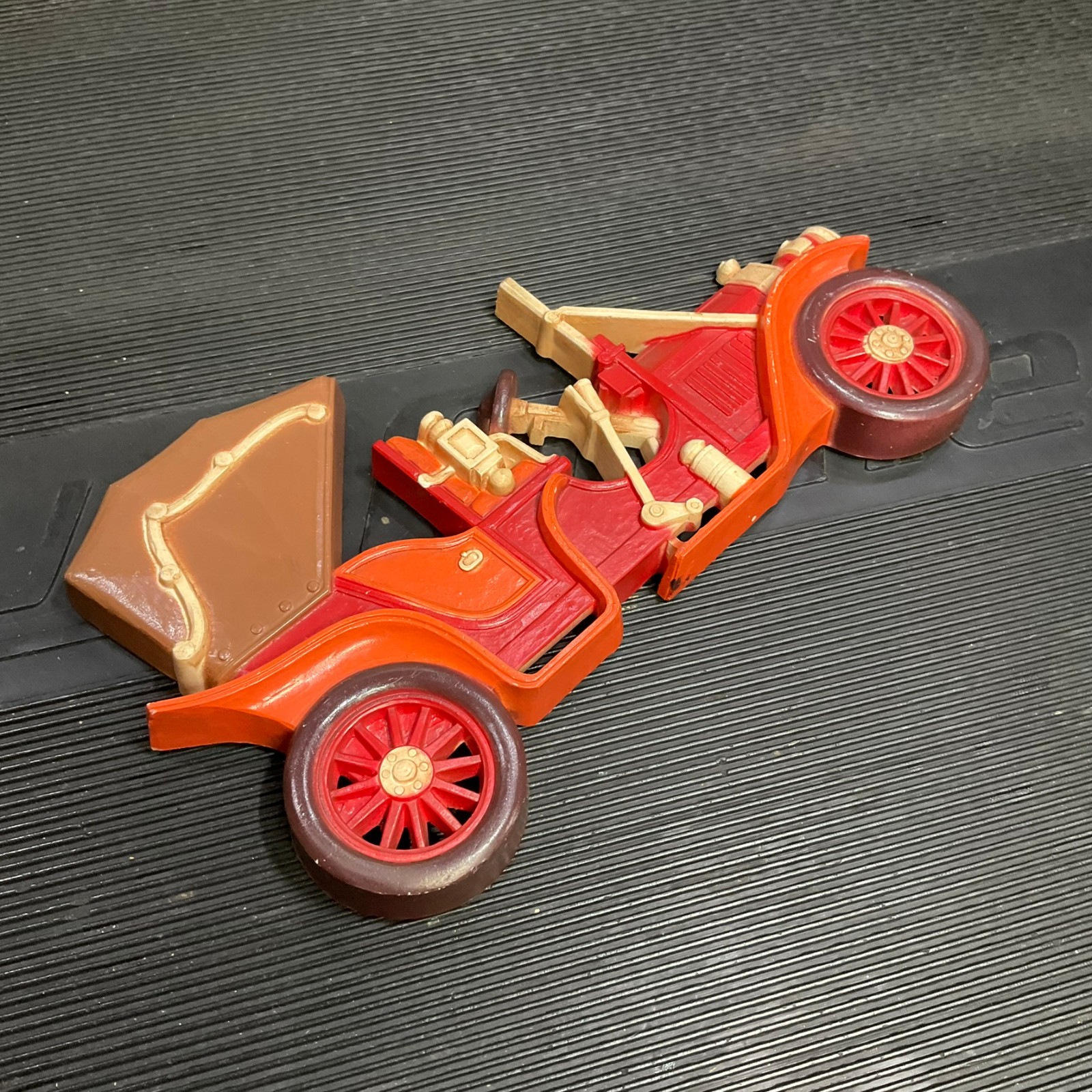 Vintage 70’s Dart Inc Homco Set of 3 Antique Cars Wall Hanging 10″ x 4″