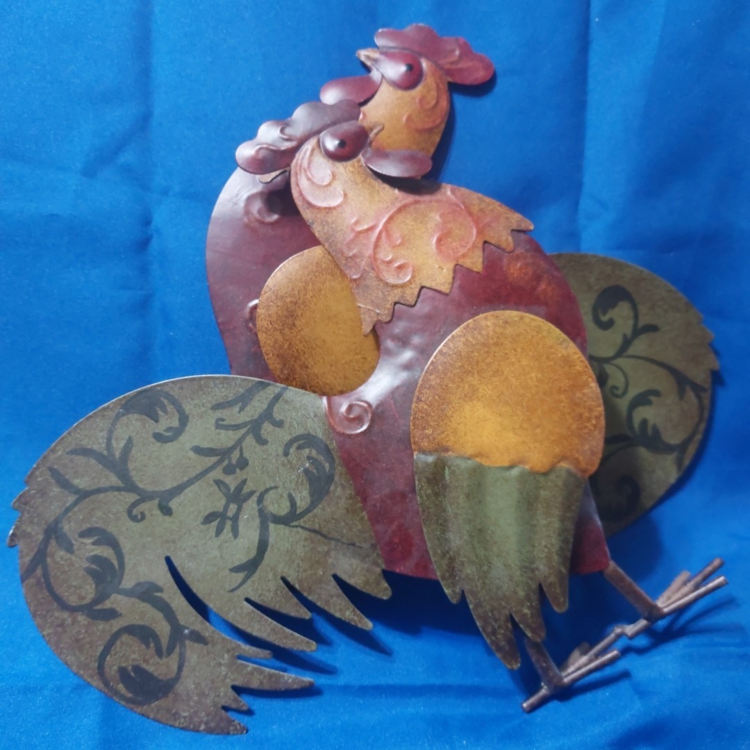 Metal Chicken Wall Art 3D rooster Farm House Hanging Decorations (Pair of 2)