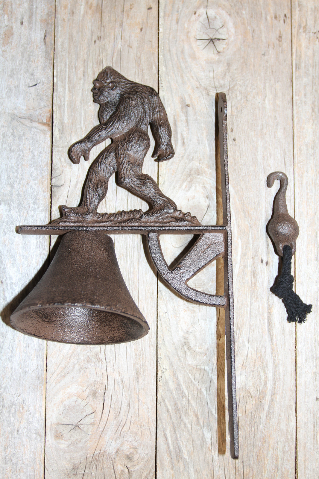 1 WALL MOUNTED BIG FOOT BELL,ALL OCCASION GIFTS,COUNTRY DECOR,SASQUATCH B-97