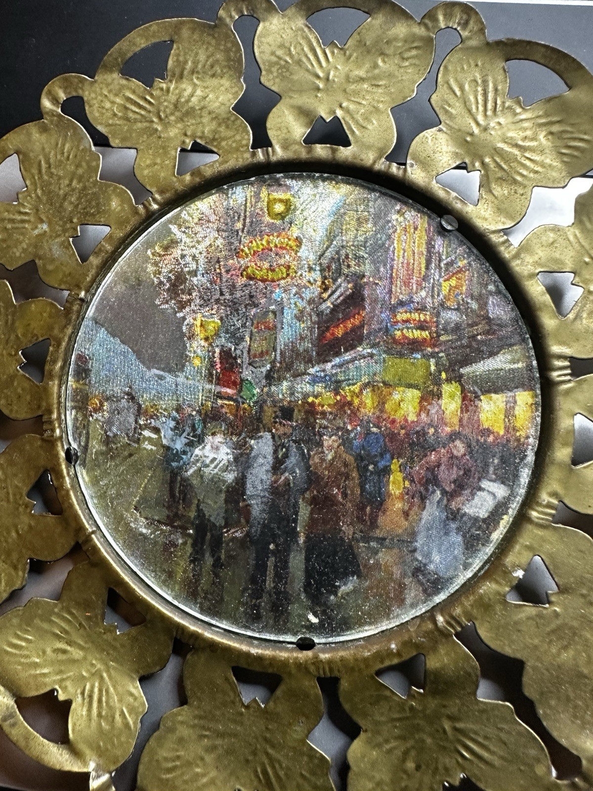 Victorian Style Round Metal Wall Plaques Gold Cityscape Portrait Art Set of 3