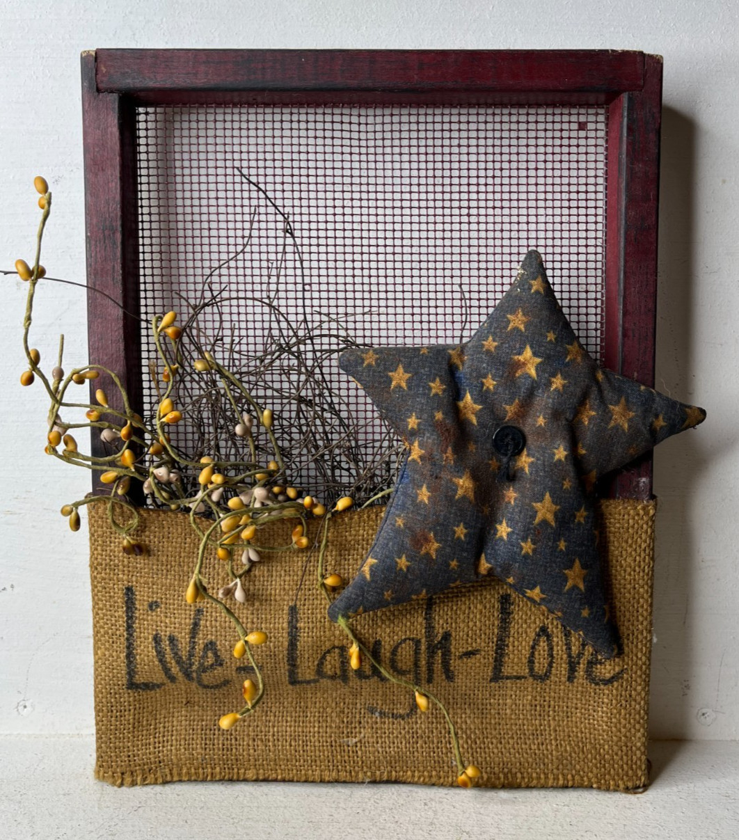 Primitive Rustic Country Decor Live Laugh Love Wall Hanging Star Pip Berries