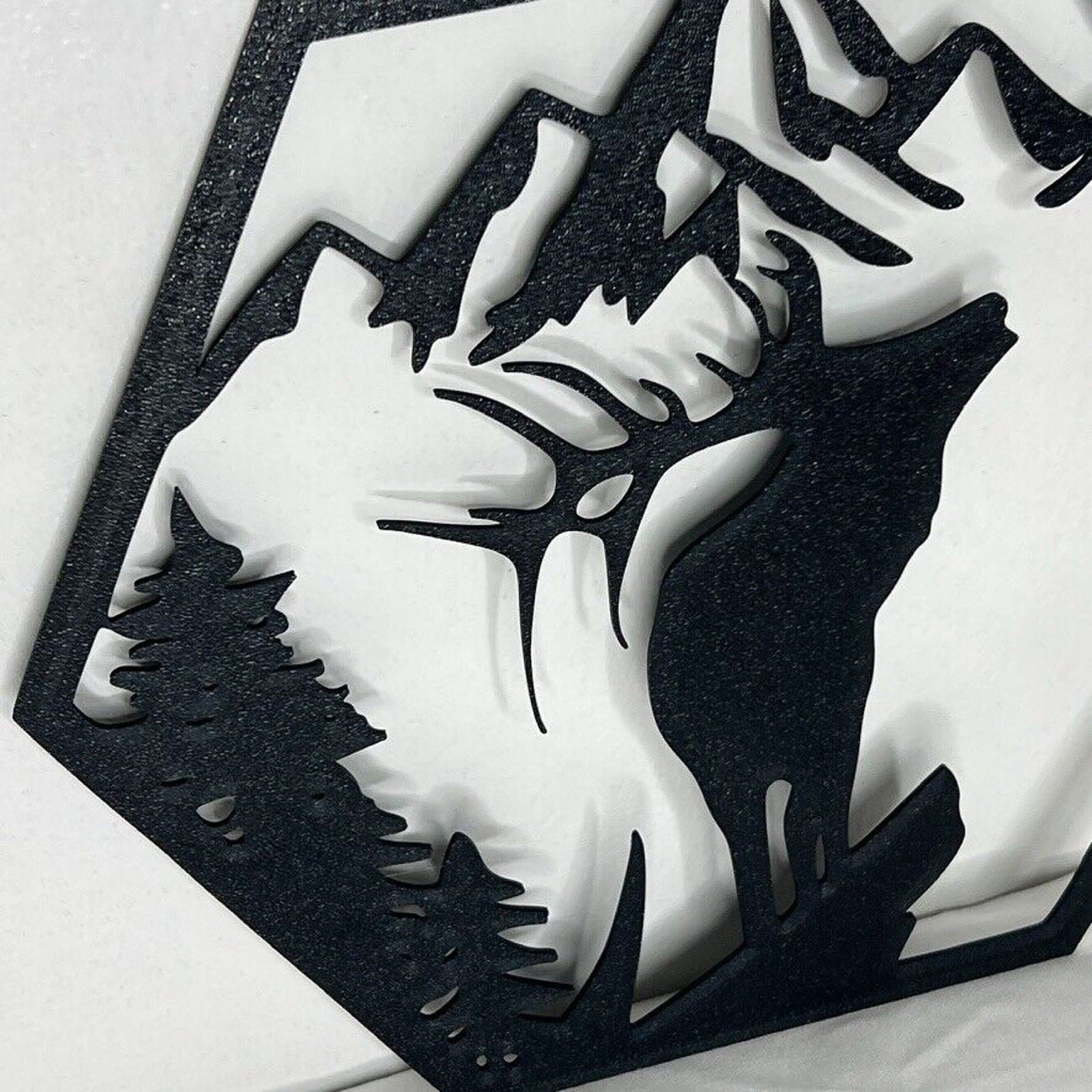 Set 4 Plastic Wall Art Decor Rustic Wildlife Hexagon Silhouettes Bear Wolf Elk