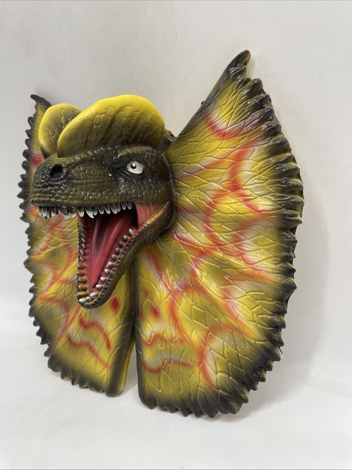 Dilophosaurus Dinosaur Head Wall Mounted Sculpture Hanging Decoration