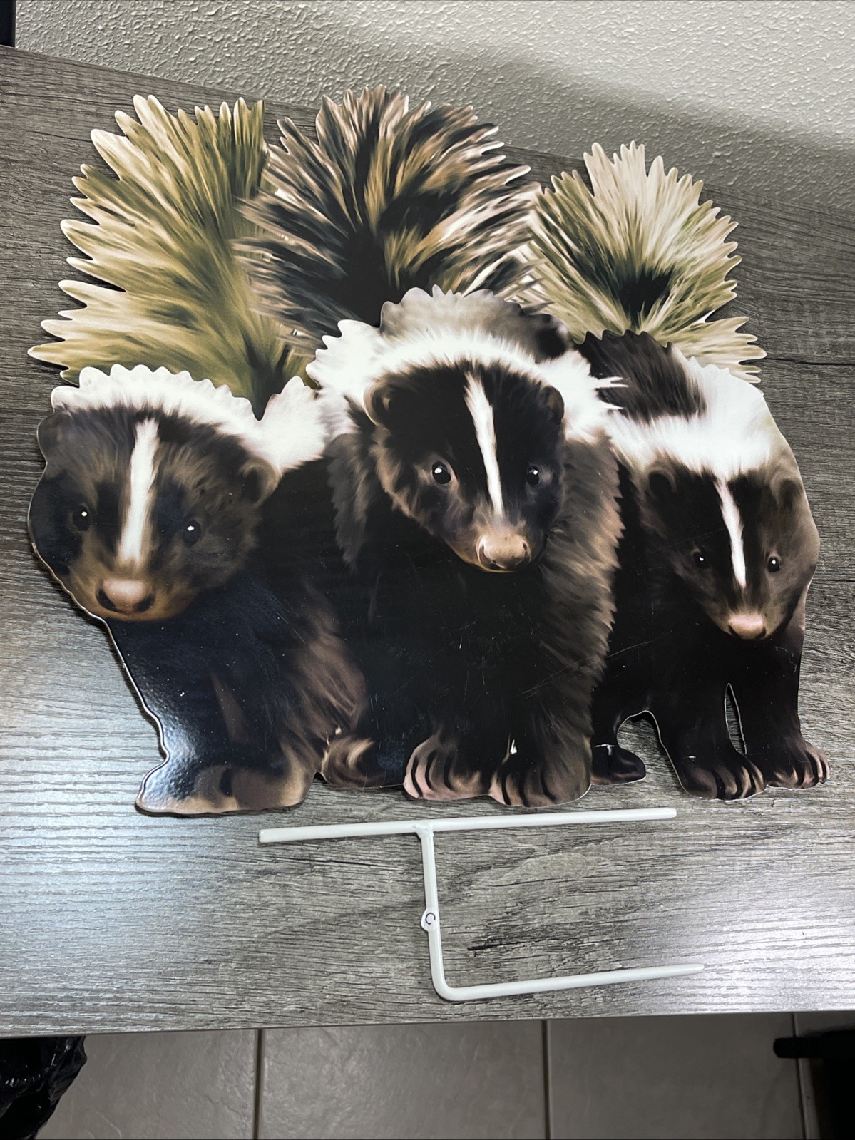 Realistic Skunk Metal Yard Art/Sign Opened Box Complete ￼