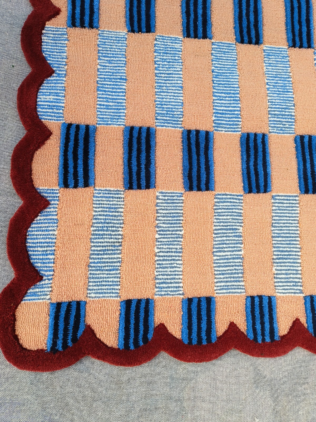 Handmade Checkered Wool Rug Blue Red | Scalloped Geometric Carpet Living Room