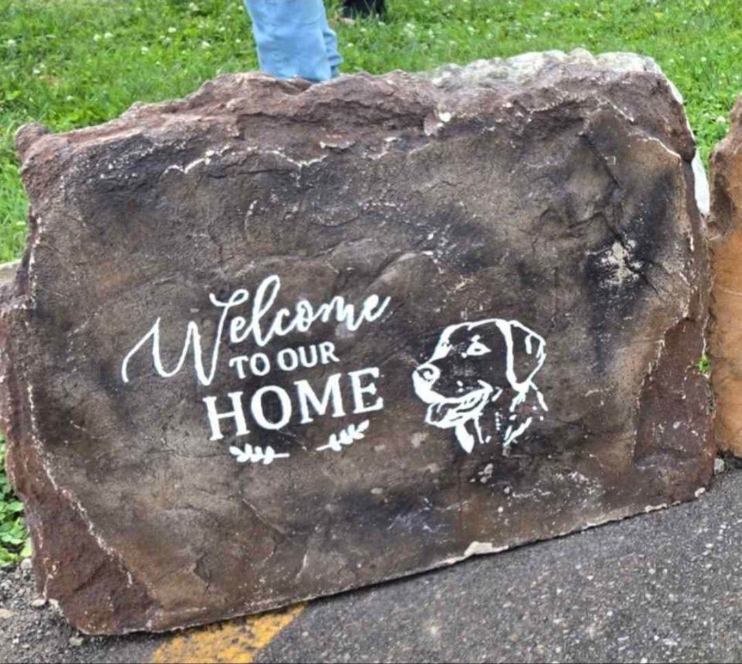 Large Rustic Stone Freestanding Sign “Welcome to our Home” Dog Graphic