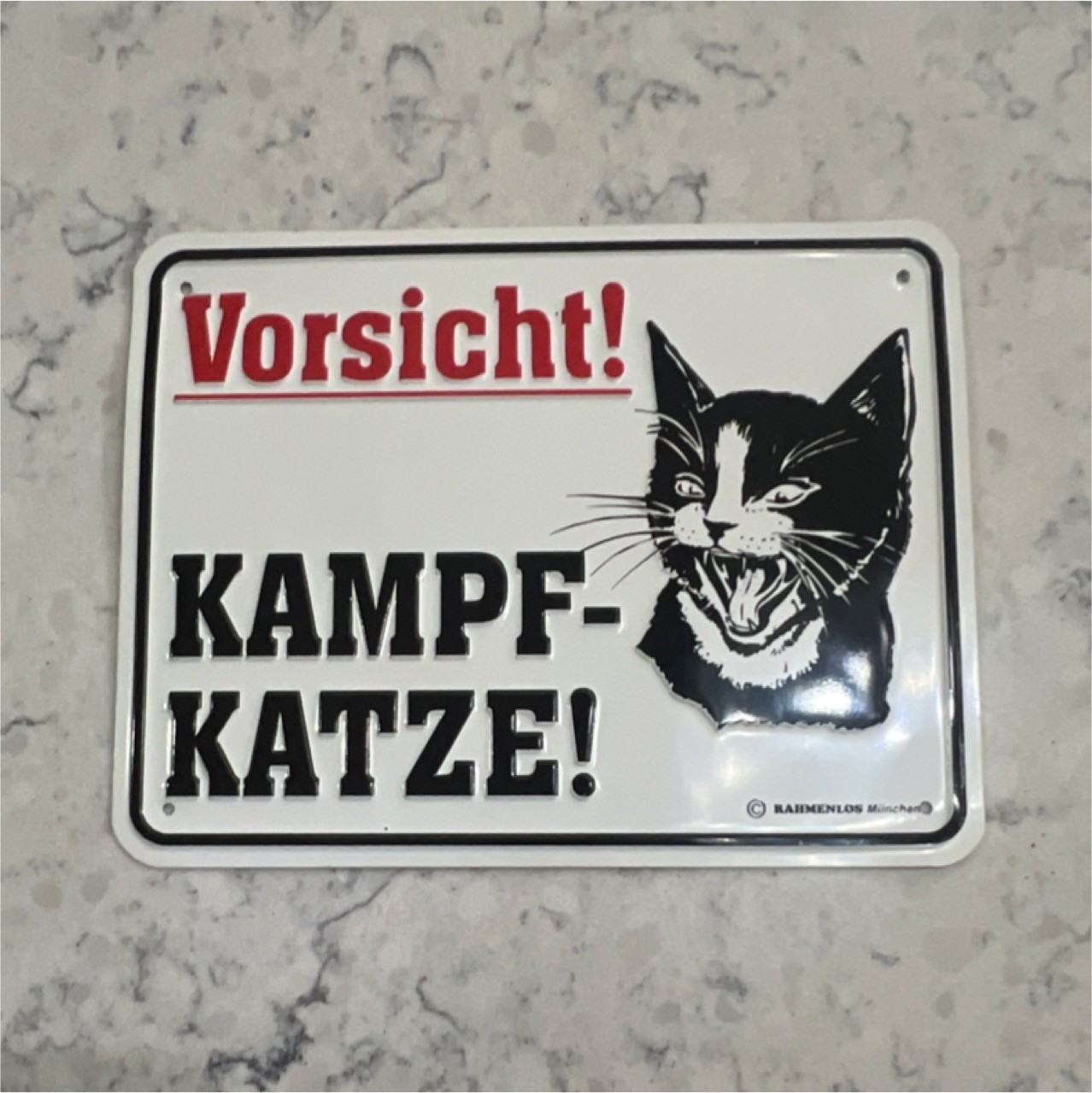 RAHMENLOS Metal Cat Warning Sign Humor Animals Decorative Glossy Wall Art